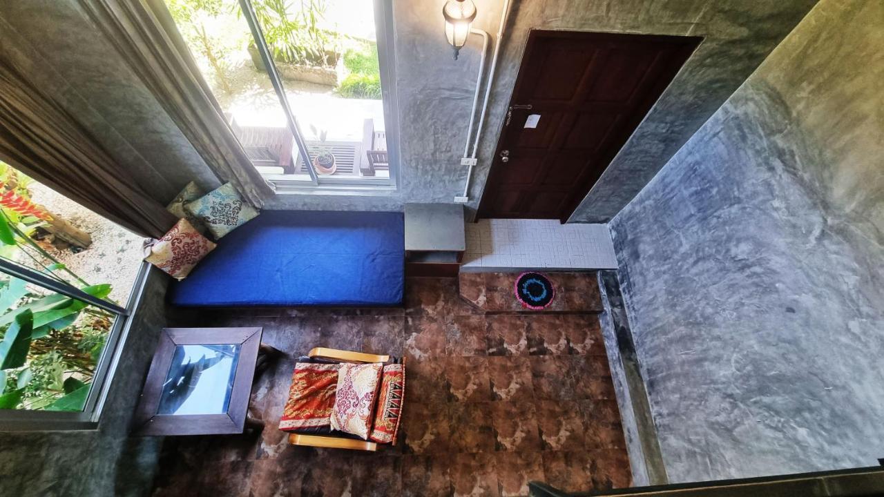 อ่าวนางเธิร์ดเพลส Bed & Breakfast Ao Nang ภายนอก รูปภาพ