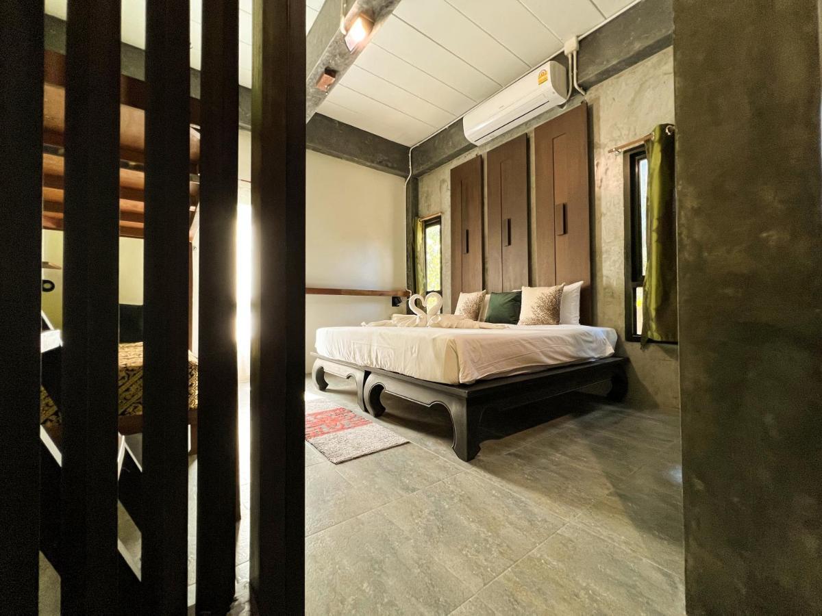 อ่าวนางเธิร์ดเพลส Bed & Breakfast Ao Nang ภายนอก รูปภาพ