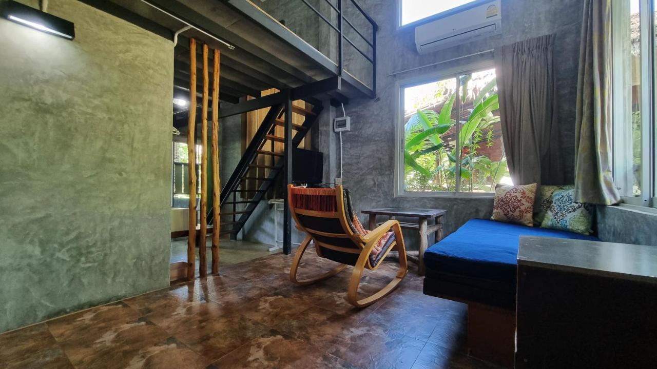 อ่าวนางเธิร์ดเพลส Bed & Breakfast Ao Nang ภายนอก รูปภาพ